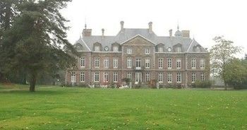 Domaine Du Chateau De La Neuville Tihange Buitenkant foto